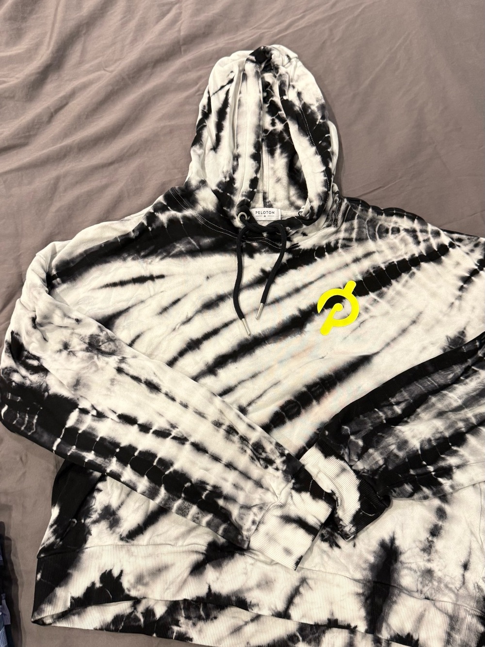 Peloton Women’s Black & White Tie-Dye Crewneck Hoodie with Yellow Logo
